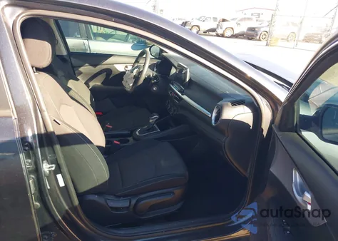 2024 Kia Forte Lxs из США, поврежденный, VIN 3KPF24AD7RE767667